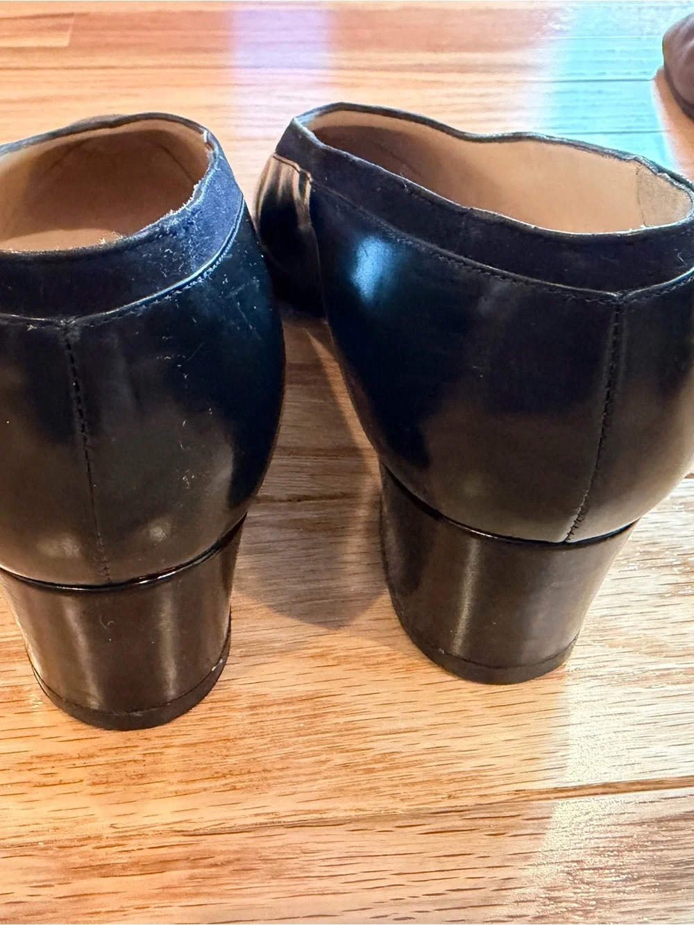 Silvia Fiorentina Black Leather Women's Pumps #shoes #leather #Italian